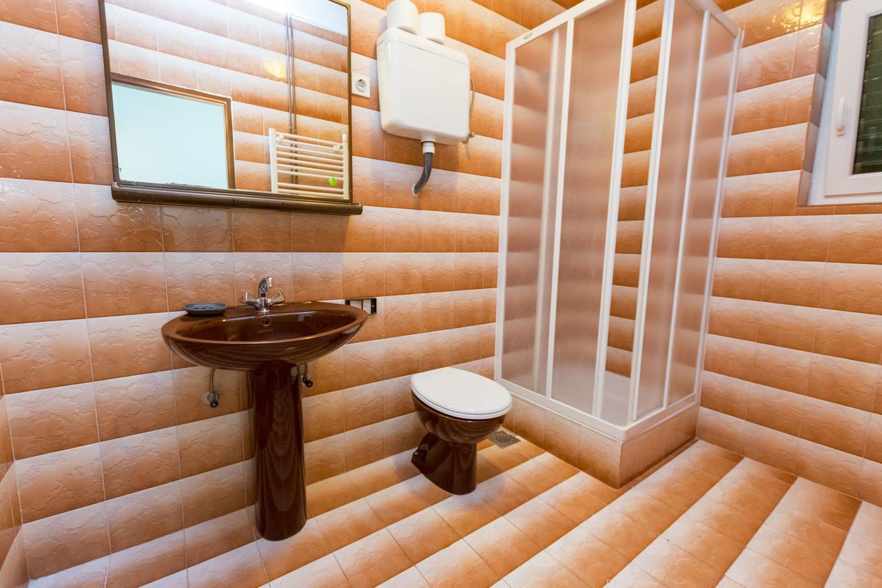 Apartments Jere Stipe พรีมอชเตน ภายนอก รูปภาพ